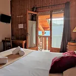 Les Blancs Hotell