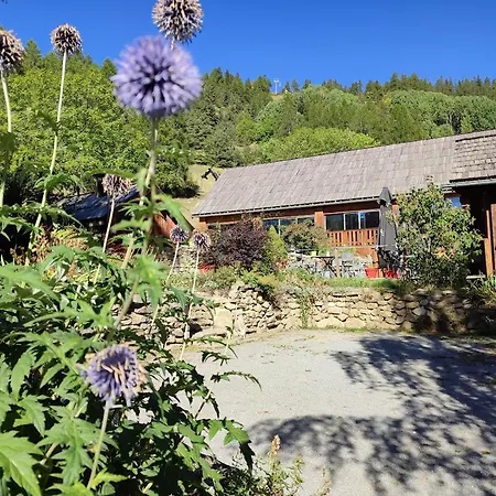 Les Blancs 2* Pra Loup