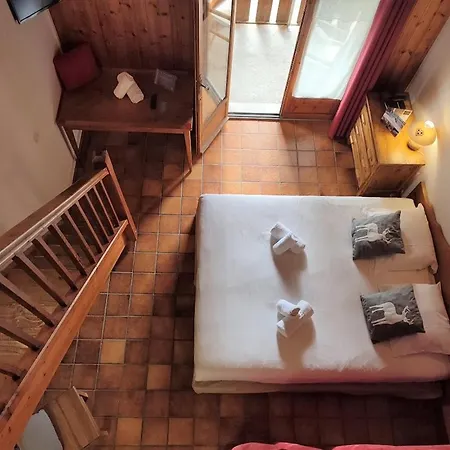 Hotel Les Blancs Pra Loup