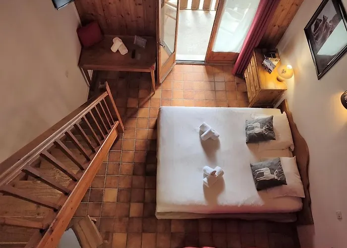 Hotel Les Blancs Pra Loup