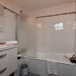 Hotel Les Blancs 2*