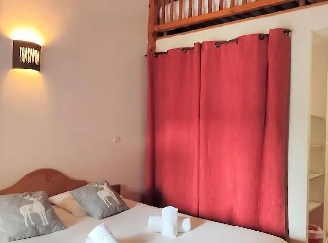 Les Blancs 2* Pra Loup